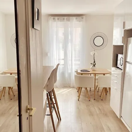 Lägenhet Moderne Avec Parking - Quartier Montchat *